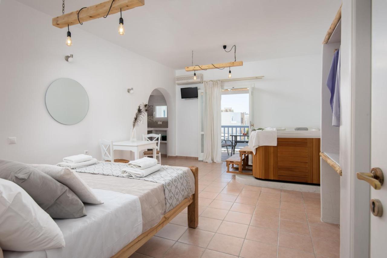 Aqua Naxos Apartments & Suites Agios Prokopios  Luaran gambar