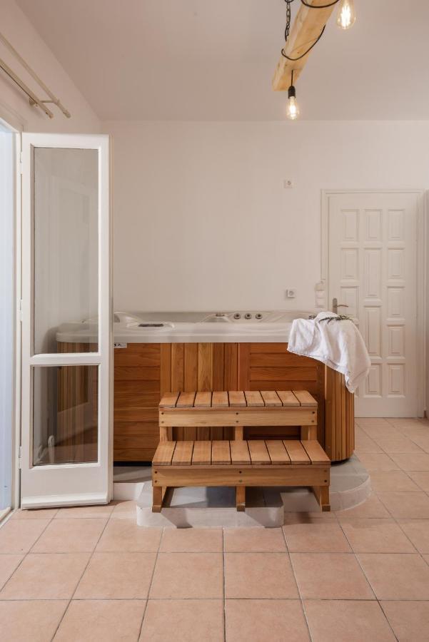 Aqua Naxos Apartments & Suites Agios Prokopios  Luaran gambar