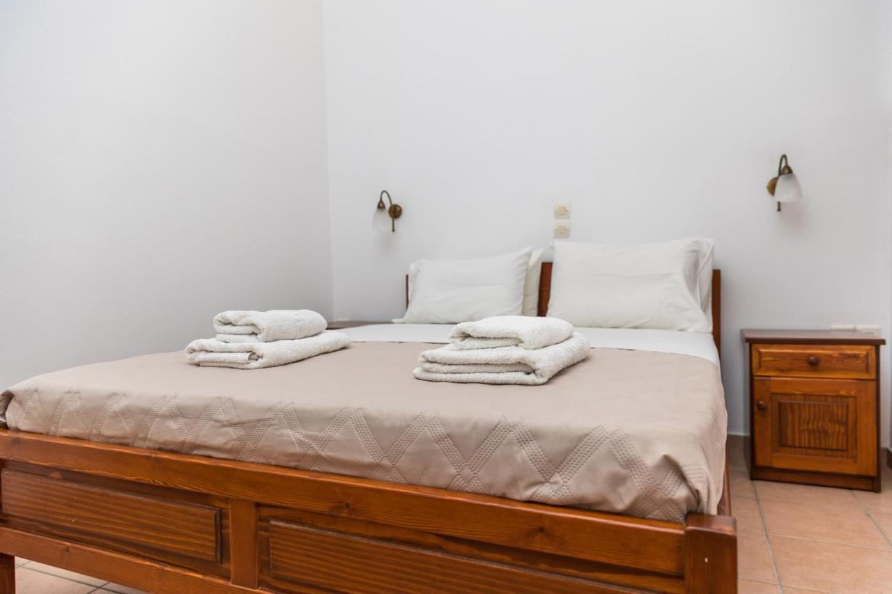 Aqua Naxos Apartments & Suites Agios Prokopios  Luaran gambar