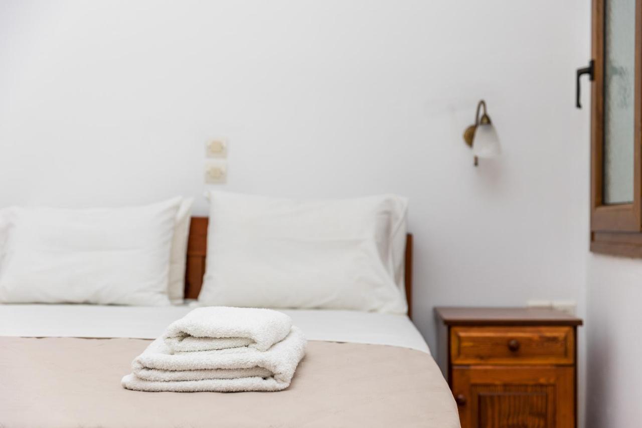 Aqua Naxos Apartments & Suites Agios Prokopios  Luaran gambar