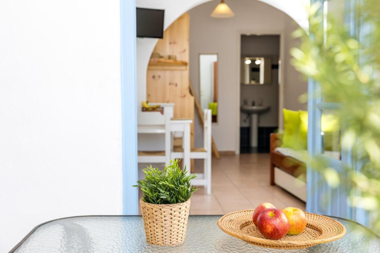 Aqua Naxos Apartments & Suites Agios Prokopios  Luaran gambar