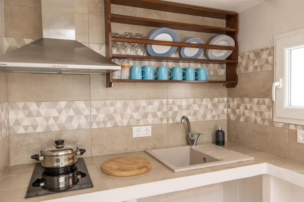 Aqua Naxos Apartments & Suites Agios Prokopios  Luaran gambar